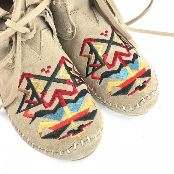 TOMS Womens Tan Tribal Embroidery Suede Booties - Picture 2 of 6